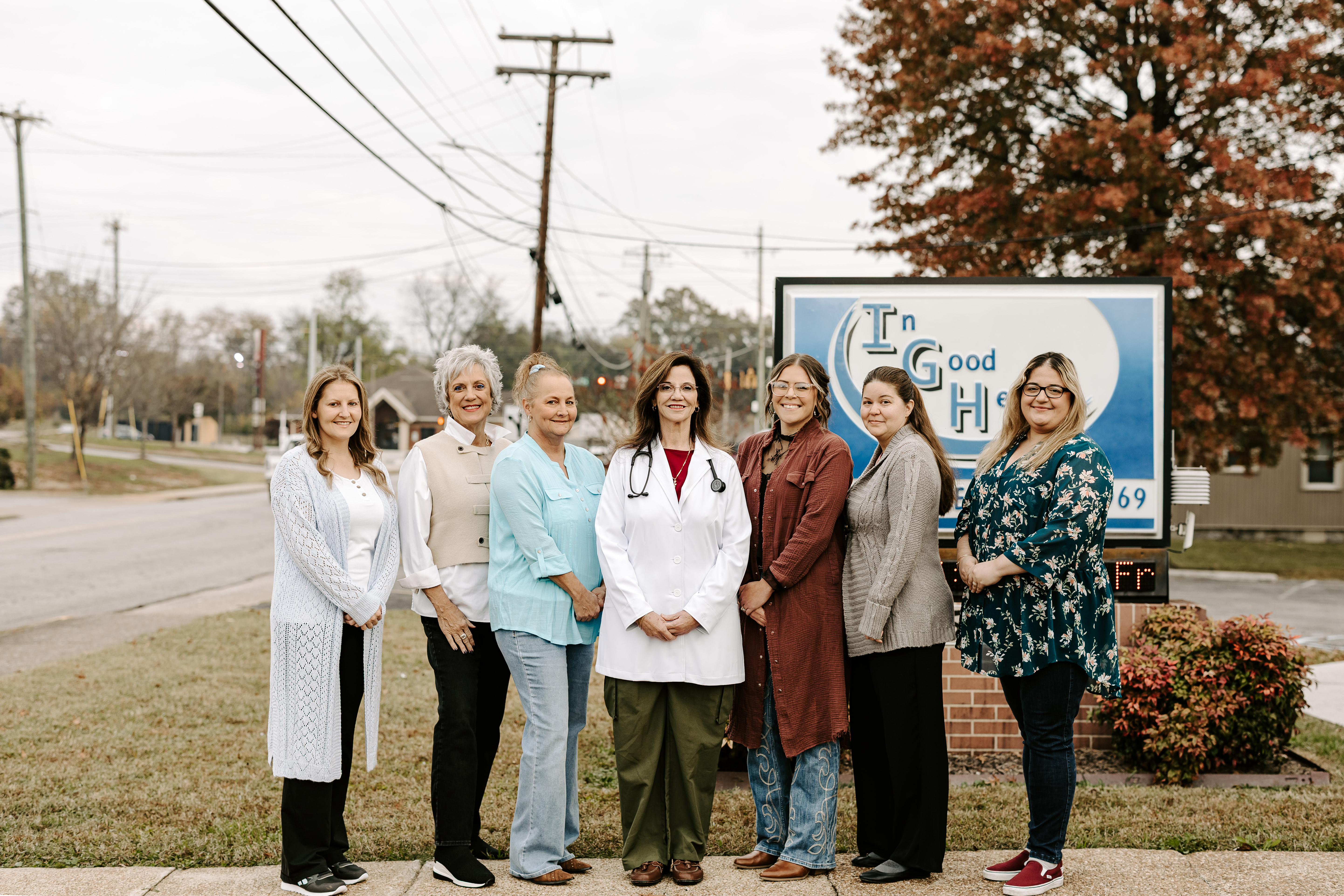 Dr Laurie Davis NP Chattanooga, TN